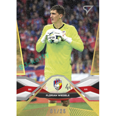 2025/26 Sportzoo Chance Liga 2. série #205 FLORIAN WIEGELE Gold xx/25