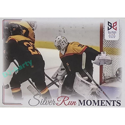 2023/24 Legendary Cards Hlinka Gretzky Cup Young Lions #SRM-21 Brankář Elagin čelí české ofenzivě Silver Run Moments
