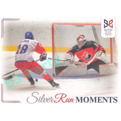 2023/24 Legendary Cards Hlinka Gretzky Cup Young Lions #SRM-48 Za stavu 2:2 šel zápas do prodloužení Silver Run Moments