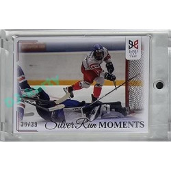 2023/24 Legendary Cards Hlinka Gretzky Cup Young Lions #SRM-04 Matěj Kubiesa zvyšuje na 2:1 pro ČR Silver Run Moments Rainbow xx/39