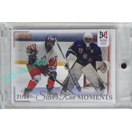 2023/24 Legendary Cards Hlinka Gretzky Cup Young Lions #SRM-06 Sikora proti USA skóroval a asistoval Silver Run Moments Rainbow xx/39