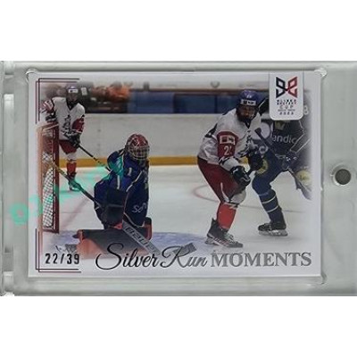2023/24 Legendary Cards Hlinka Gretzky Cup Young Lions #SRM-37 Švédský brankář odolával českým šancím Silver Run Moments Rainbow xx/39