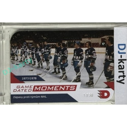 2024 Dynamo100 #061 Moments 1977/78 - zápasy proti týmům NHL Die-cut 1of39