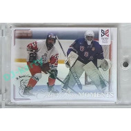 2023/24 Legendary Cards Hlinka Gretzky Cup Young Lions #SRM-06 Sikora proti USA skóroval a asistoval Silver Run Moments Expo