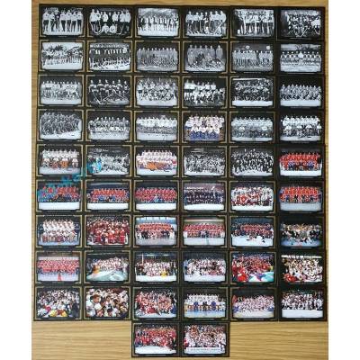 2020 OFS Síň slávy českého hokeje History of Czech National Teams (Oversized) GOLD xx/10 - kompletní set 56 karet